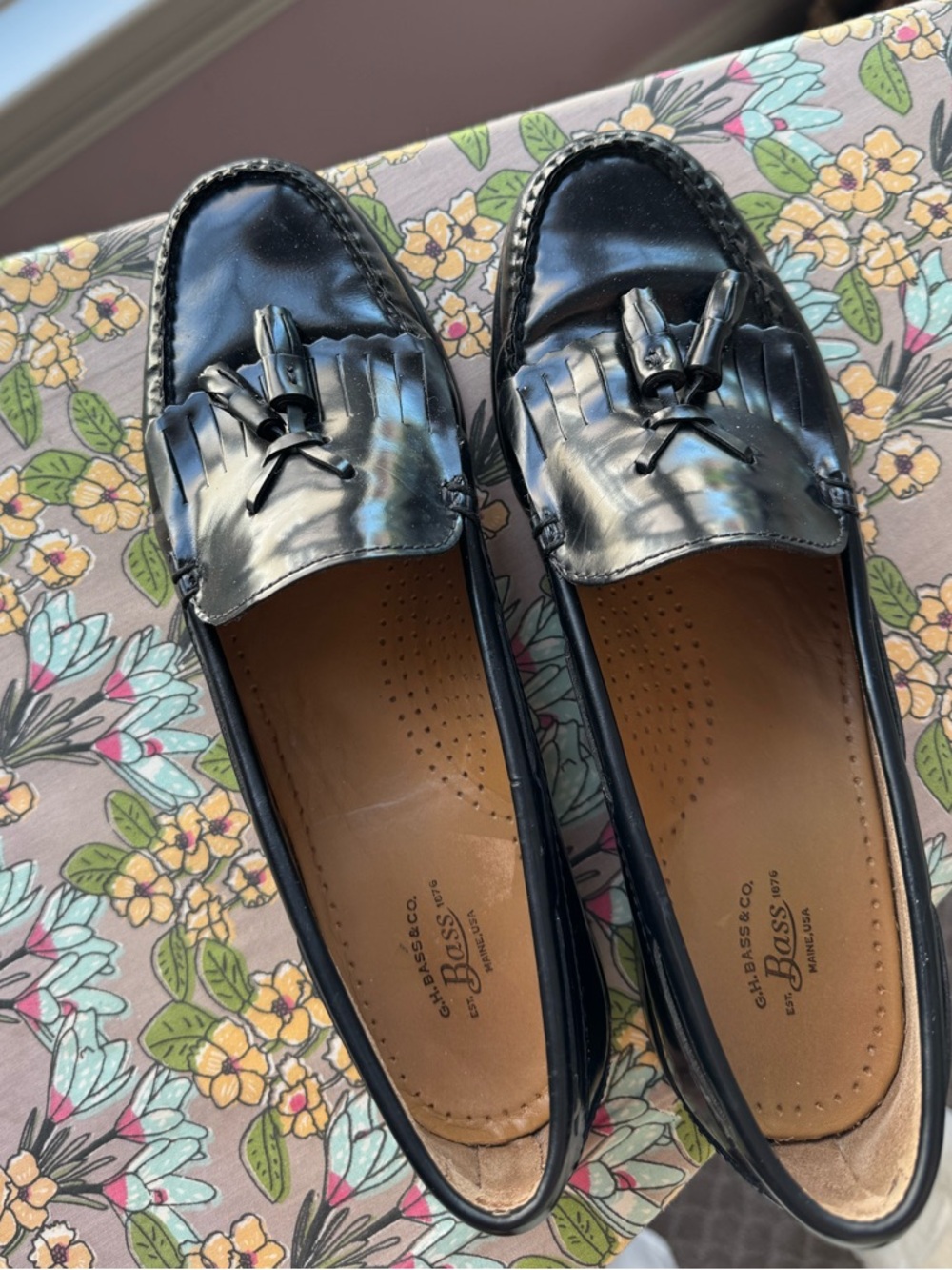 G.H. Bass Co. Black Tassle Loafer - Picture 8 of 10